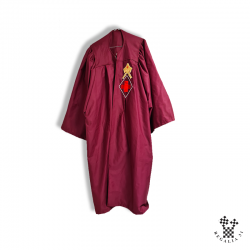 Robe de Déclarant pour Collège SRIA, tissu cramoisi brodé losange & croix