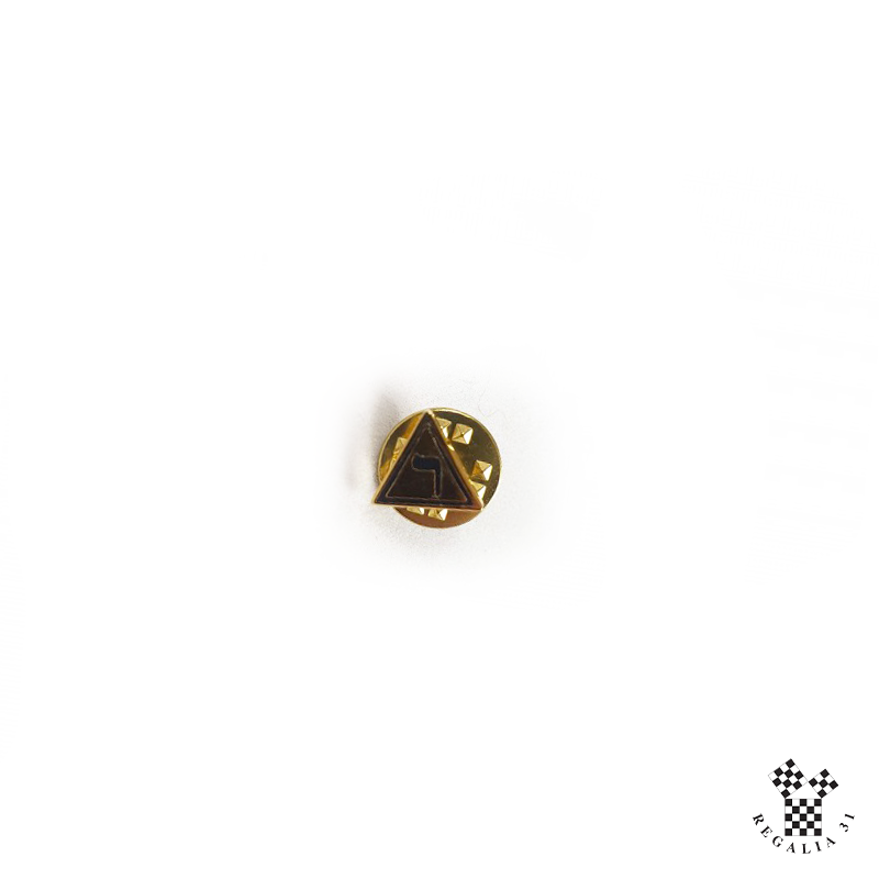 Epinglette G.E.V.S. 14º REAA, triangle métal doré avec Iod cloisonné noir